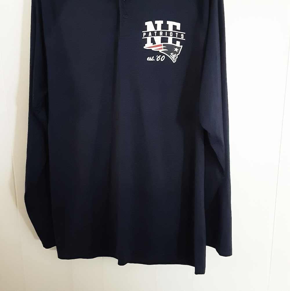 NFL Patriots Navy Hoodie with Logo - Picture 9 of 11